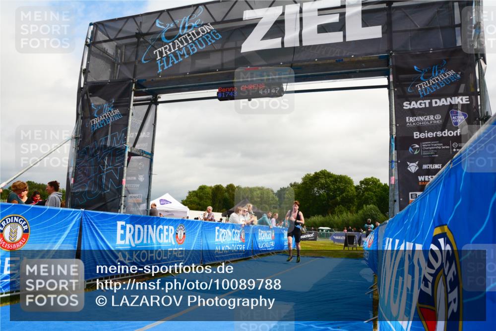 30.08.2026 - Elbe Triathlon Hamburg LAZAROV Photography http://msf.ph/oto/10089788 30.08.2026 12:45:18 Ziel 1733 meine-sportfotos.de