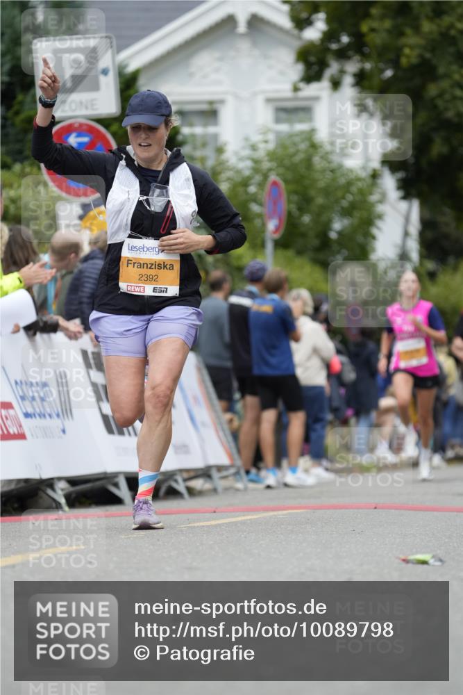 30.08.2026 - Blankeneser Heldenlauf Patografie http://msf.ph/oto/10089798 30.08.2026 11:56:12 Ziel 2392, 2407 meine-sportfotos.de