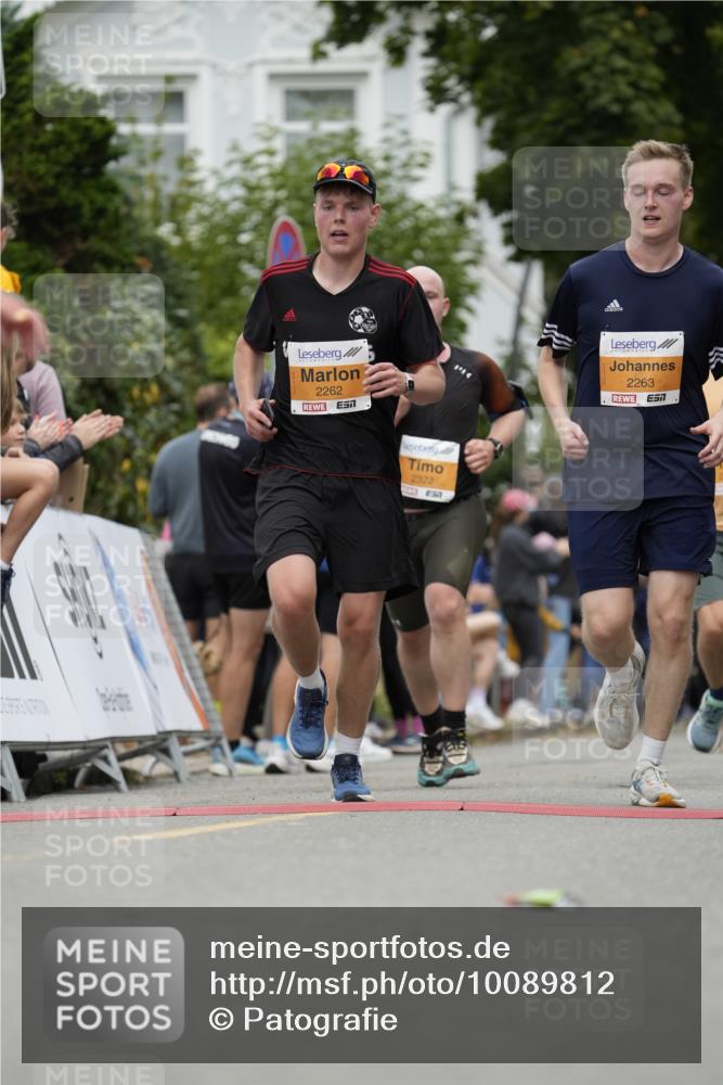 30.08.2026 - Blankeneser Heldenlauf Patografie http://msf.ph/oto/10089812 30.08.2026 11:56:17 Ziel 2182, 2262, 2263, 2322, 2392, 2407, 2473 meine-sportfotos.de