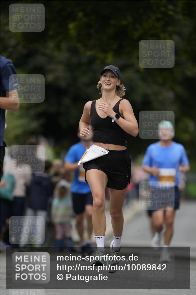 30.08.2026 - Blankeneser Heldenlauf Patografie http://msf.ph/oto/10089842 30.08.2026 11:56:33 Ziel 2507, 2610, 2717, 2916, 4206 meine-sportfotos.de