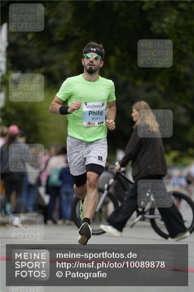 30.08.2026 - Blankeneser Heldenlauf Patografie http://msf.ph/oto/10089878 30.08.2026 11:56:50 Ziel 2058, 2219, 2289, 4141 meine-sportfotos.de