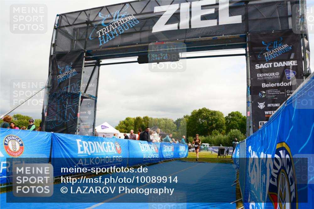 30.08.2026 - Elbe Triathlon Hamburg LAZAROV Photography http://msf.ph/oto/10089914 30.08.2026 12:46:46 Ziel 1722, 1738 meine-sportfotos.de