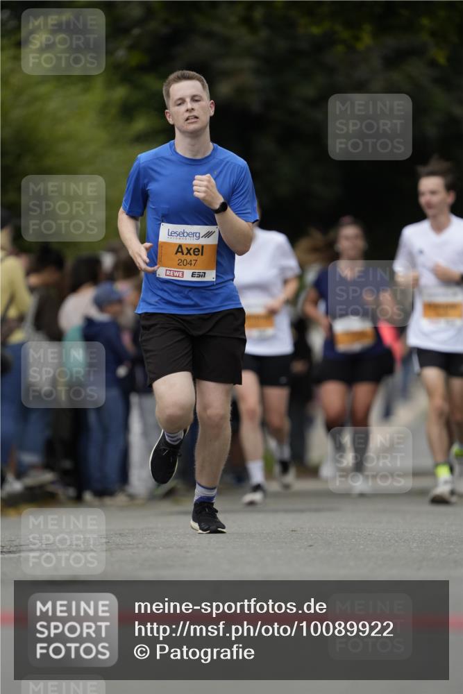 30.08.2026 - Blankeneser Heldenlauf Patografie http://msf.ph/oto/10089922 30.08.2026 11:57:40 Ziel 2047, 2574, 2713, 2869 meine-sportfotos.de