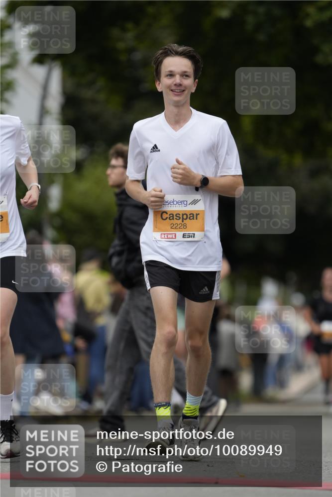 30.08.2026 - Blankeneser Heldenlauf Patografie http://msf.ph/oto/10089949 30.08.2026 11:57:51 Ziel 2047, 2228, 2230, 2443 meine-sportfotos.de