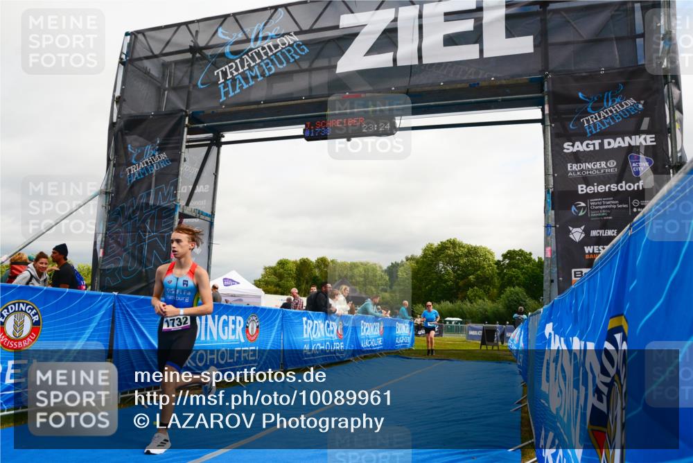 30.08.2026 - Elbe Triathlon Hamburg LAZAROV Photography http://msf.ph/oto/10089961 30.08.2026 12:47:00 Ziel 1684, 1732 meine-sportfotos.de