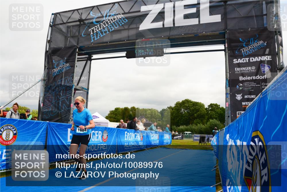 30.08.2026 - Elbe Triathlon Hamburg LAZAROV Photography http://msf.ph/oto/10089976 30.08.2026 12:47:05 Ziel 1684 meine-sportfotos.de
