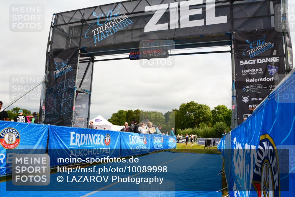 30.08.2026 - Elbe Triathlon Hamburg LAZAROV Photography http://msf.ph/oto/10089998 30.08.2026 12:47:24 Ziel 1728, 1760 meine-sportfotos.de