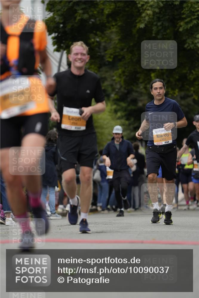 30.08.2026 - Blankeneser Heldenlauf Patografie http://msf.ph/oto/10090037 30.08.2026 11:58:37 Ziel 2104, 2284, 2364, 2647, 2695, 2706 meine-sportfotos.de