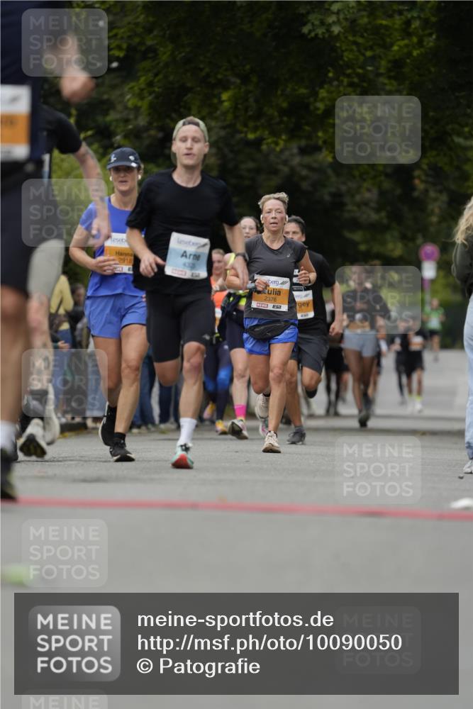 30.08.2026 - Blankeneser Heldenlauf Patografie http://msf.ph/oto/10090050 30.08.2026 11:58:41 Ziel 2104, 2284, 2364, 2695, 2918, 2919, 4143, 4325 meine-sportfotos.de