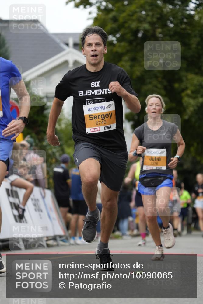 30.08.2026 - Blankeneser Heldenlauf Patografie http://msf.ph/oto/10090065 30.08.2026 11:58:48 Ziel 2208, 2225, 2364, 2376, 2745, 2918, 2919, 4143, 4325 meine-sportfotos.de