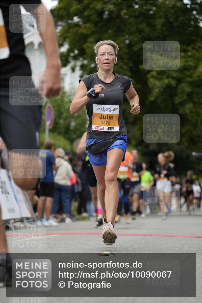 30.08.2026 - Blankeneser Heldenlauf Patografie http://msf.ph/oto/10090067 30.08.2026 11:58:49 Ziel 2208, 2225, 2376, 2745, 2918, 2919, 4143, 4325 meine-sportfotos.de