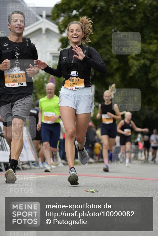 30.08.2026 - Blankeneser Heldenlauf Patografie http://msf.ph/oto/10090082 30.08.2026 11:58:57 Ziel 2208, 2225, 2301, 2688, 2689, 2807 meine-sportfotos.de