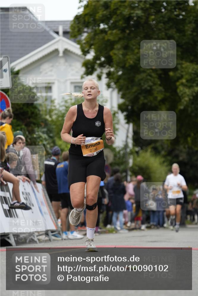 30.08.2026 - Blankeneser Heldenlauf Patografie http://msf.ph/oto/10090102 30.08.2026 11:59:04 Ziel 2301, 2748, 2807 meine-sportfotos.de