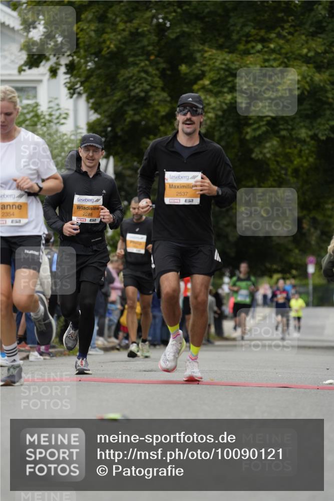 30.08.2026 - Blankeneser Heldenlauf Patografie http://msf.ph/oto/10090121 30.08.2026 11:59:10 Ziel 2288, 2354, 2537, 2748 meine-sportfotos.de