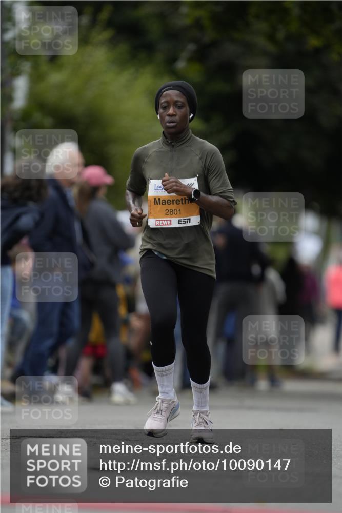 30.08.2026 - Blankeneser Heldenlauf Patografie http://msf.ph/oto/10090147 30.08.2026 11:59:33 Ziel 2801 meine-sportfotos.de
