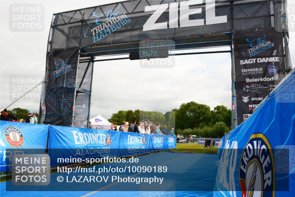 30.08.2026 - Elbe Triathlon Hamburg LAZAROV Photography http://msf.ph/oto/10090189 30.08.2026 12:48:16 Ziel 1734 meine-sportfotos.de
