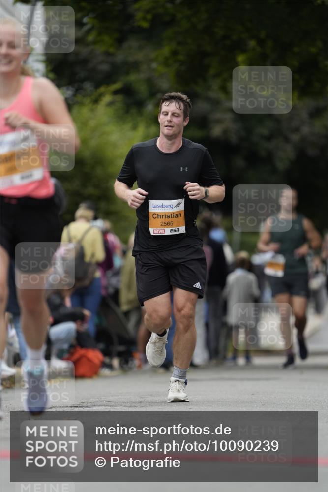 30.08.2026 - Blankeneser Heldenlauf Patografie http://msf.ph/oto/10090239 30.08.2026 12:00:23 Ziel 2168, 2273, 2528, 2565, 2891 meine-sportfotos.de