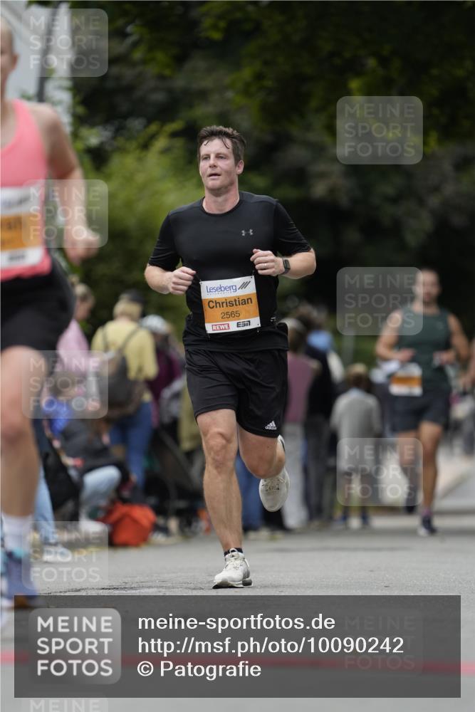 30.08.2026 - Blankeneser Heldenlauf Patografie http://msf.ph/oto/10090242 30.08.2026 12:00:24 Ziel 2273, 2528, 2565, 2891 meine-sportfotos.de