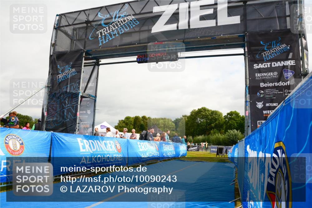 30.08.2026 - Elbe Triathlon Hamburg LAZAROV Photography http://msf.ph/oto/10090243 30.08.2026 12:48:33 Ziel  meine-sportfotos.de