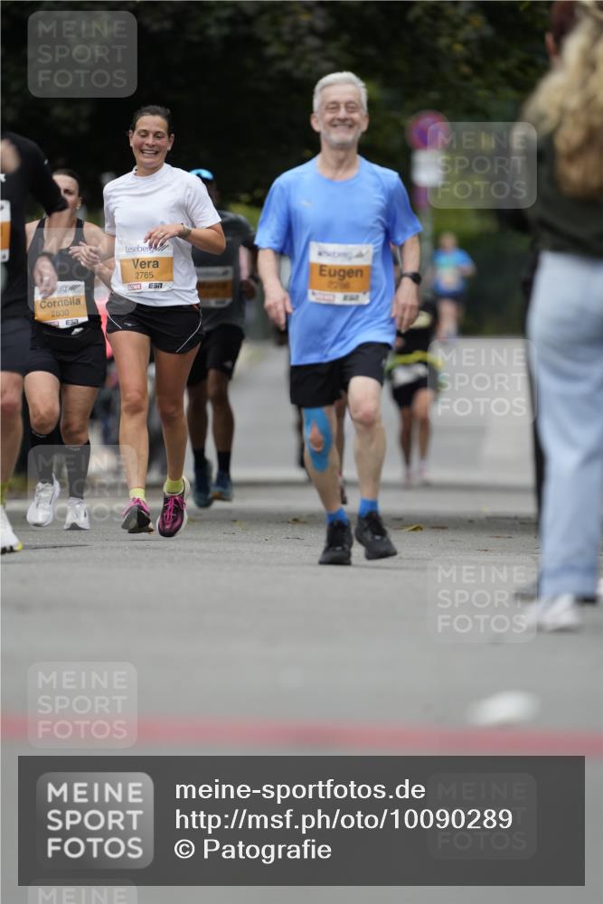 30.08.2026 - Blankeneser Heldenlauf Patografie http://msf.ph/oto/10090289 30.08.2026 12:00:51 Ziel 2323, 2349, 2856 meine-sportfotos.de