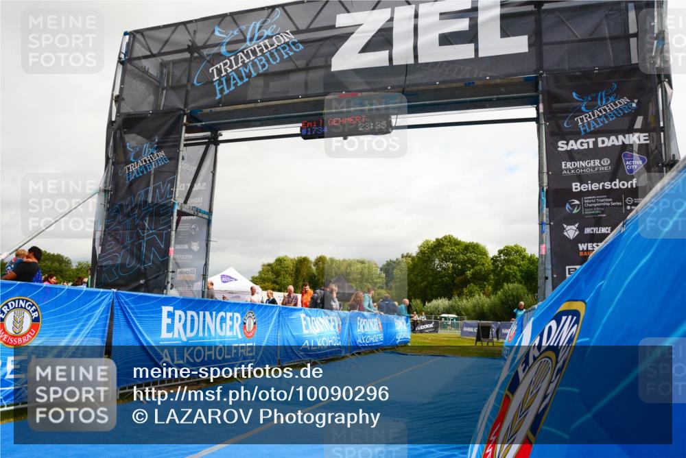 30.08.2026 - Elbe Triathlon Hamburg LAZAROV Photography http://msf.ph/oto/10090296 30.08.2026 12:48:47 Ziel  meine-sportfotos.de