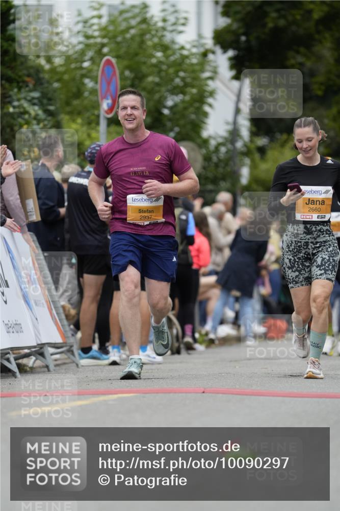 30.08.2026 - Blankeneser Heldenlauf Patografie http://msf.ph/oto/10090297 30.08.2026 12:00:55 Ziel 2349, 2660, 2917, 2937 meine-sportfotos.de