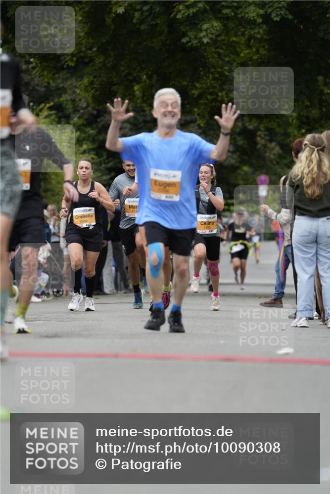 30.08.2026 - Blankeneser Heldenlauf Patografie http://msf.ph/oto/10090308 30.08.2026 12:00:57 Ziel 2146, 2286, 2660, 2917, 2937 meine-sportfotos.de