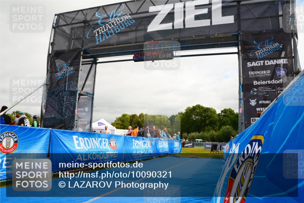 30.08.2026 - Elbe Triathlon Hamburg LAZAROV Photography http://msf.ph/oto/10090321 30.08.2026 12:48:54 Ziel  meine-sportfotos.de