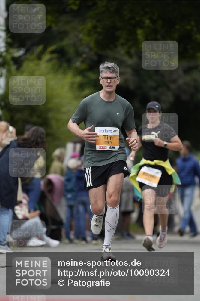 30.08.2026 - Blankeneser Heldenlauf Patografie http://msf.ph/oto/10090324 30.08.2026 12:01:07 Ziel 2145, 2146, 2286, 2765, 2830, 2917 meine-sportfotos.de