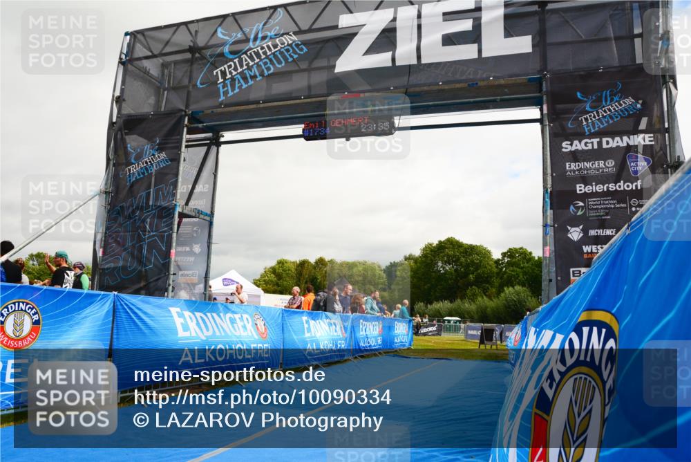 30.08.2026 - Elbe Triathlon Hamburg LAZAROV Photography http://msf.ph/oto/10090334 30.08.2026 12:48:55 Ziel  meine-sportfotos.de
