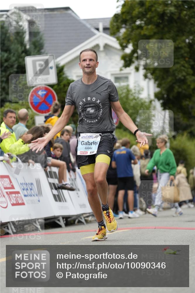 30.08.2026 - Blankeneser Heldenlauf Patografie http://msf.ph/oto/10090346 30.08.2026 12:01:29 Ziel 2341, 4444 meine-sportfotos.de
