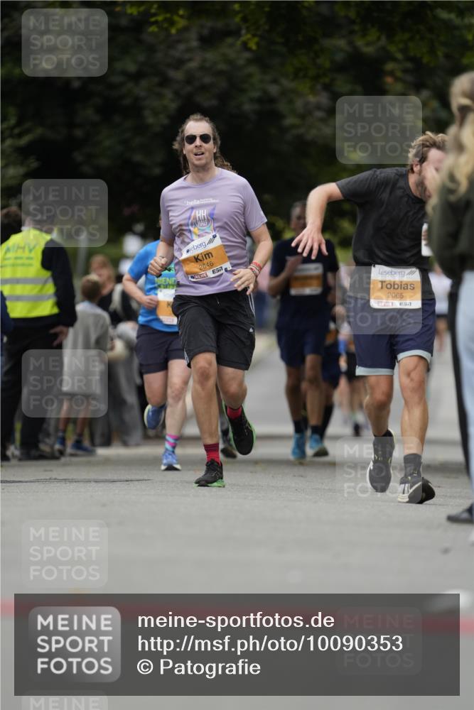 30.08.2026 - Blankeneser Heldenlauf Patografie http://msf.ph/oto/10090353 30.08.2026 12:01:32 Ziel 4444 meine-sportfotos.de