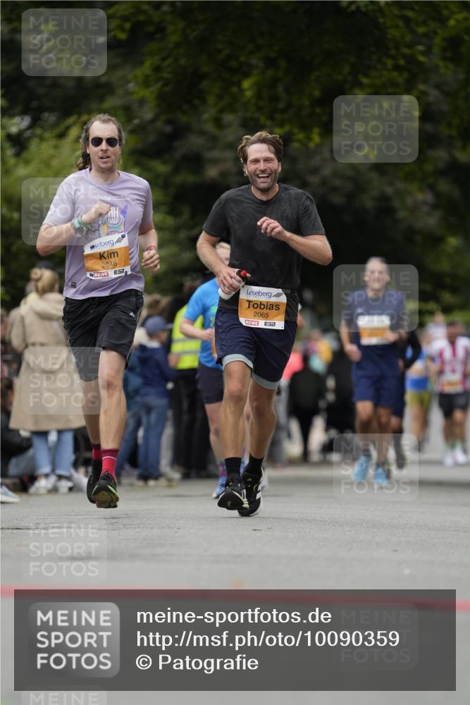30.08.2026 - Blankeneser Heldenlauf Patografie http://msf.ph/oto/10090359 30.08.2026 12:01:34 Ziel 2065, 2646, 4444 meine-sportfotos.de