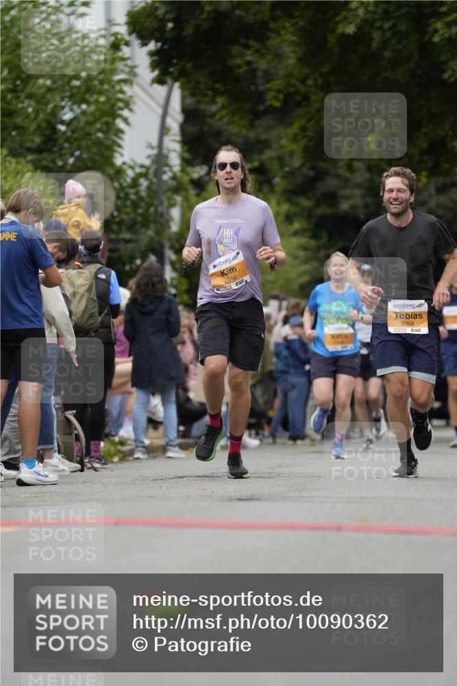 30.08.2026 - Blankeneser Heldenlauf Patografie http://msf.ph/oto/10090362 30.08.2026 12:01:35 Ziel 2065, 2646, 4444 meine-sportfotos.de