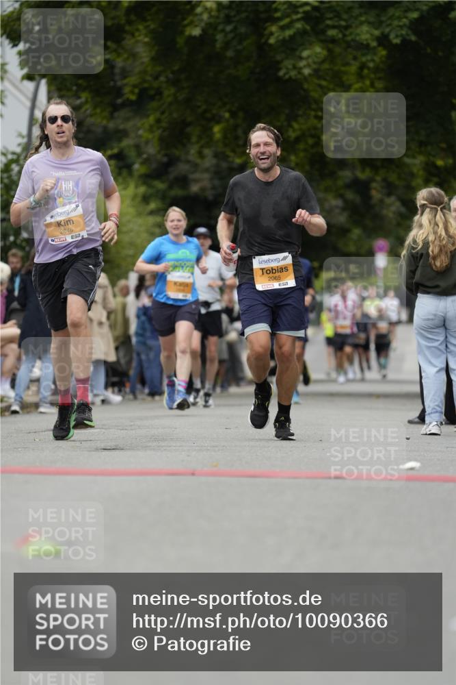 30.08.2026 - Blankeneser Heldenlauf Patografie http://msf.ph/oto/10090366 30.08.2026 12:01:36 Ziel 2065, 2646 meine-sportfotos.de