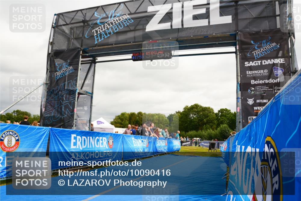 30.08.2026 - Elbe Triathlon Hamburg LAZAROV Photography http://msf.ph/oto/10090416 30.08.2026 12:51:23 Ziel  meine-sportfotos.de