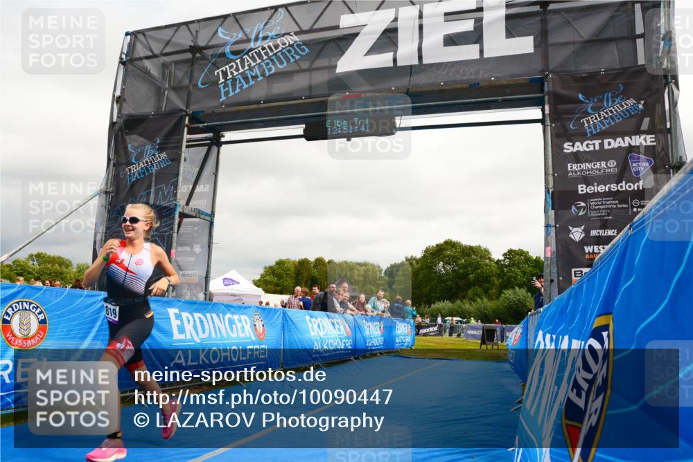 30.08.2026 - Elbe Triathlon Hamburg LAZAROV Photography http://msf.ph/oto/10090447 30.08.2026 12:51:42 Ziel 1819 meine-sportfotos.de