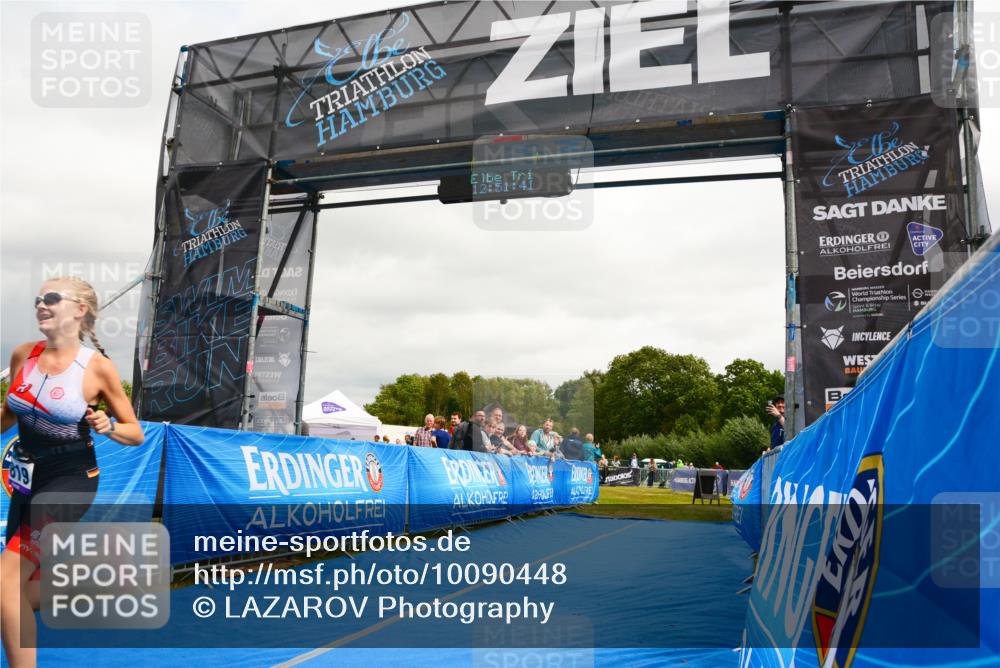 30.08.2026 - Elbe Triathlon Hamburg LAZAROV Photography http://msf.ph/oto/10090448 30.08.2026 12:51:42 Ziel 1819 meine-sportfotos.de
