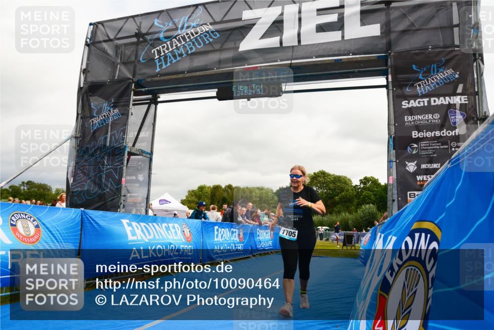 30.08.2026 - Elbe Triathlon Hamburg LAZAROV Photography http://msf.ph/oto/10090464 30.08.2026 12:52:52 Ziel 1705 meine-sportfotos.de