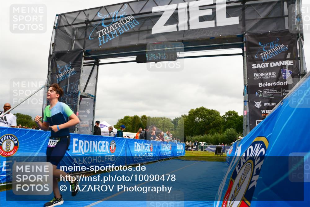 30.08.2026 - Elbe Triathlon Hamburg LAZAROV Photography http://msf.ph/oto/10090478 30.08.2026 12:53:19 Ziel 1731 meine-sportfotos.de
