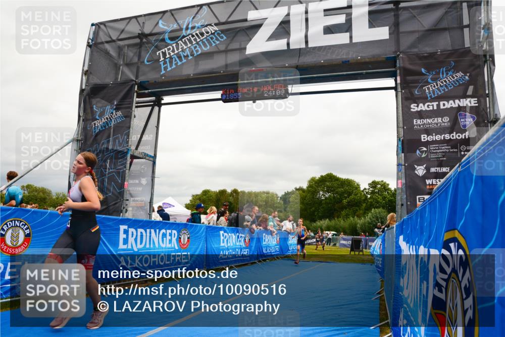 30.08.2026 - Elbe Triathlon Hamburg LAZAROV Photography http://msf.ph/oto/10090516 30.08.2026 12:54:19 Ziel 1758, 1836, 1857, 1864 meine-sportfotos.de