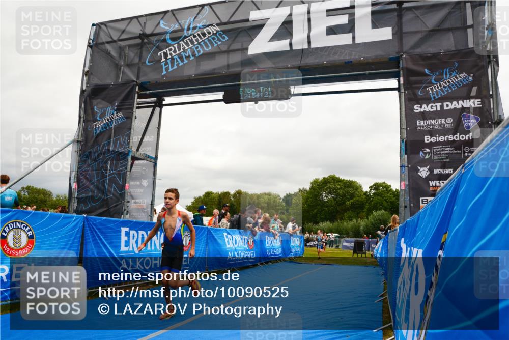 30.08.2026 - Elbe Triathlon Hamburg LAZAROV Photography http://msf.ph/oto/10090525 30.08.2026 12:54:21 Ziel 1758, 1836, 1857, 1864 meine-sportfotos.de