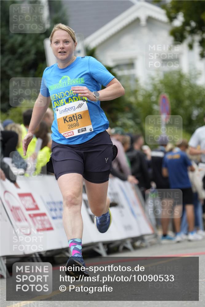 30.08.2026 - Blankeneser Heldenlauf Patografie http://msf.ph/oto/10090533 30.08.2026 12:01:43 Ziel 2065, 2210, 2330, 2646, 2698, 2904 meine-sportfotos.de
