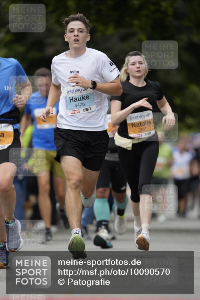 30.08.2026 - Blankeneser Heldenlauf Patografie http://msf.ph/oto/10090570 30.08.2026 12:02:01 Ziel 2067, 2171, 2326, 2490, 2626, 4428 meine-sportfotos.de