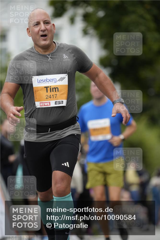 30.08.2026 - Blankeneser Heldenlauf Patografie http://msf.ph/oto/10090584 30.08.2026 12:02:09 Ziel 2067, 2326, 2417, 2490, 2775, 4428 meine-sportfotos.de