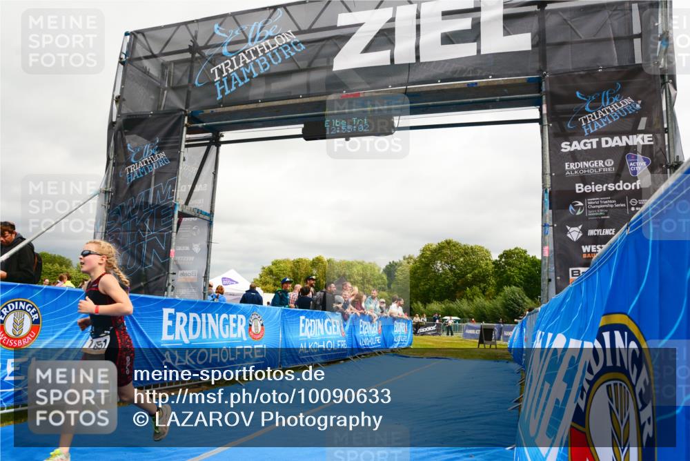 30.08.2026 - Elbe Triathlon Hamburg LAZAROV Photography http://msf.ph/oto/10090633 30.08.2026 12:55:03 Ziel 1851 meine-sportfotos.de