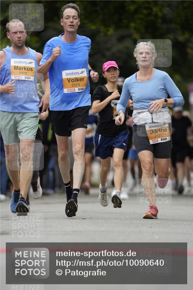 30.08.2026 - Blankeneser Heldenlauf Patografie http://msf.ph/oto/10090640 30.08.2026 12:02:35 Ziel 2113, 2135, 2191, 2227, 2506, 2573, 2858 meine-sportfotos.de
