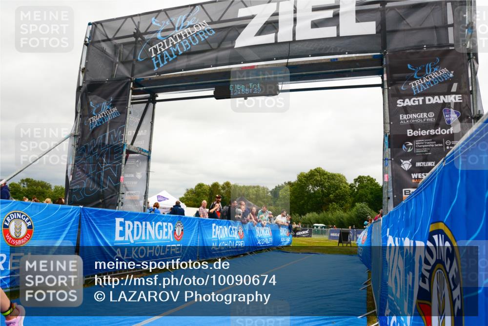 30.08.2026 - Elbe Triathlon Hamburg LAZAROV Photography http://msf.ph/oto/10090674 30.08.2026 12:55:30 Ziel 1844, 1863 meine-sportfotos.de