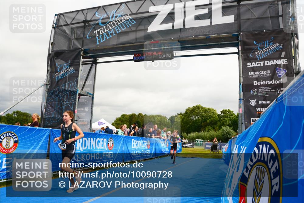 30.08.2026 - Elbe Triathlon Hamburg LAZAROV Photography http://msf.ph/oto/10090728 30.08.2026 12:56:16 Ziel 1834 meine-sportfotos.de