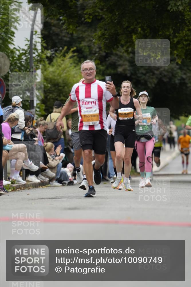 30.08.2026 - Blankeneser Heldenlauf Patografie http://msf.ph/oto/10090749 30.08.2026 12:03:28 Ziel 2172, 2457, 2552, 2653, 2759, 2872 meine-sportfotos.de